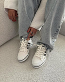 کتونی ونس سفید زنانه | کفش اسپرت Vans White Women