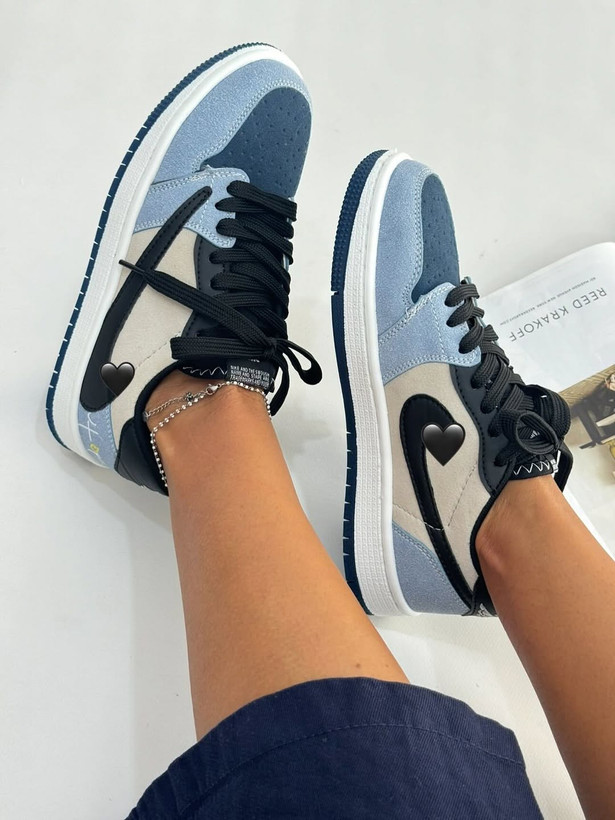 کتونی نایک ترویس دخترانه | کفش اسپرت Nike Truce Girls