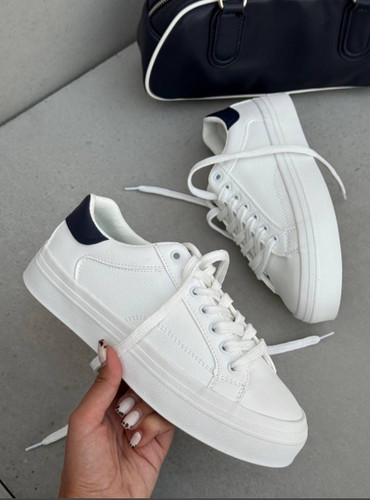 کتونی سفید بیسیک / Basic White Sneaker