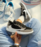 کتونی نایک ترویس دخترانه | کفش اسپرت شیک و راحت Nike Travis